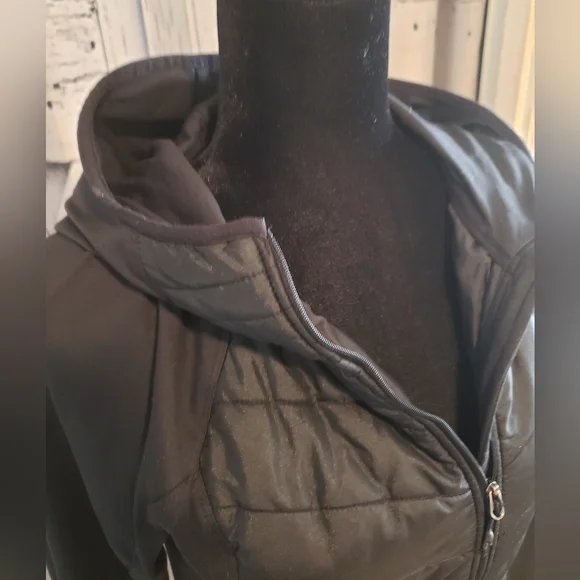 H&M Padded Jacket - Picture 2 of 3